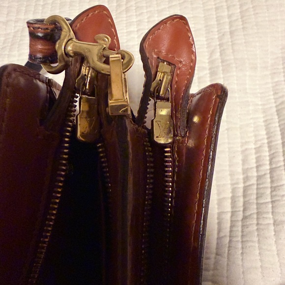 Vintage Louis Vuitton Purse - Picture 4 of 5